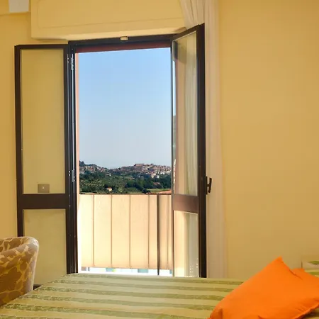 Hotel Martini 3*